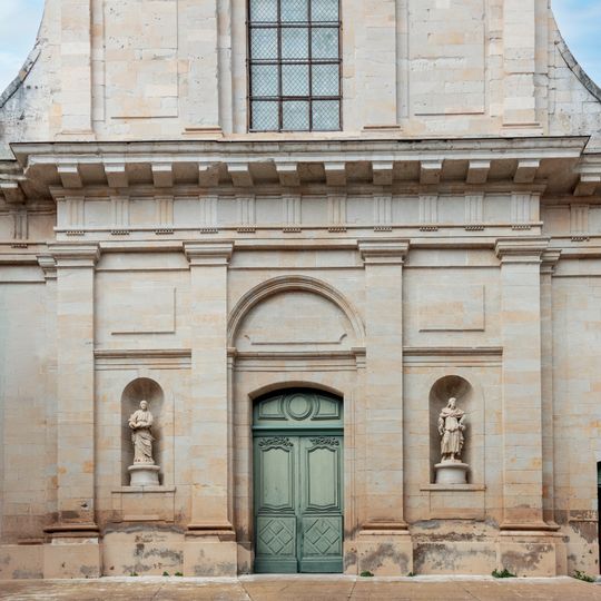 Église Notre-Dame-de-la-Platé de Castres