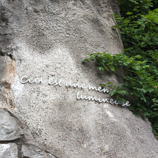 "Ceci est une memoire lumineuse"