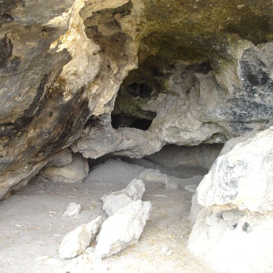 Melnička Cave