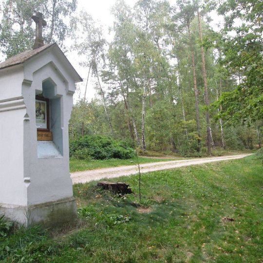 Kaplička na křížové cestě na Dunajovické hoře - 13. zastavení