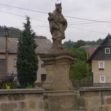 Socha svatého Jana Nepomuckého na mostě v Kunraticích u Cvikova