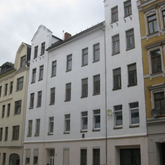 Mietshaus in geschlossener Bebauung Gießerstraße 15
