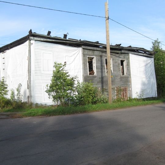 Дом, в котором в 1918 г. размещался Олонецкий ревком