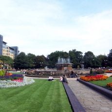 Queen's Gardens