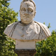Bust of J. Fernandes Lopes