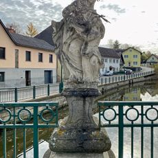 Steinfigurengruppe Heilige Anna Maria lesen lehrend