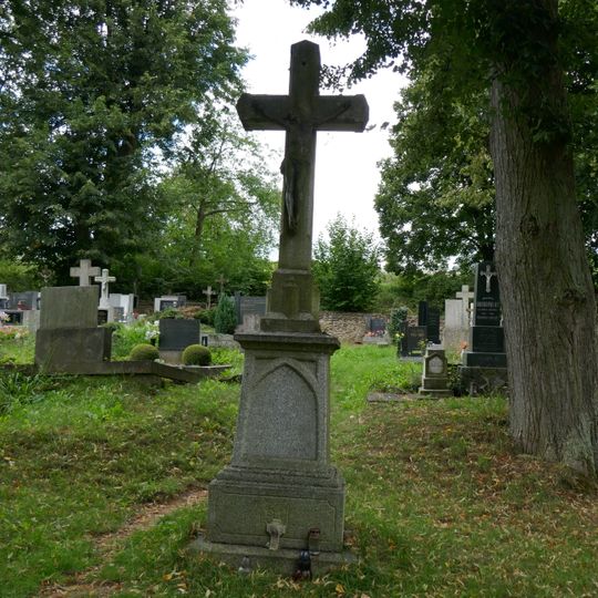 Kříž na Horním hřbitově v Brtnici