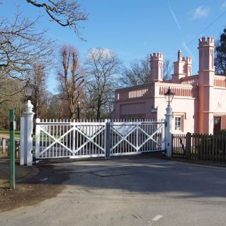 Lodge At Blacknest Gate To Windsor Great Park
