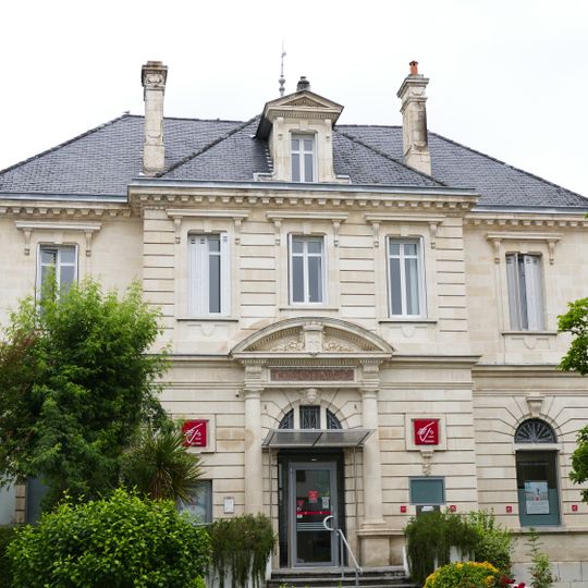 Building of the Savings Bank of Saint-Palais