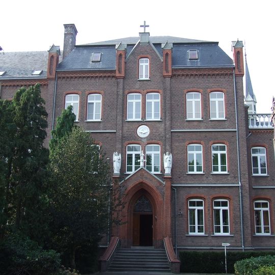 Slotklooster: hoofdgebouw