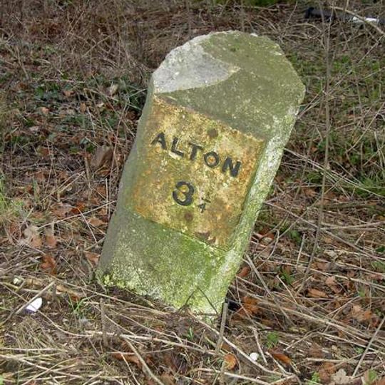 Milestone, Wadgetts Copse, opp. side to water works