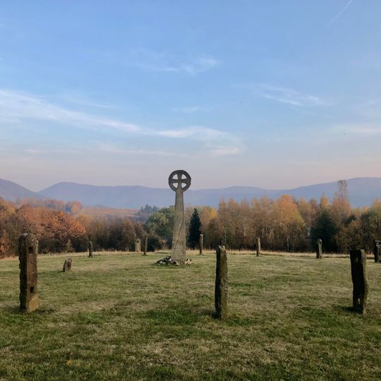 Památník zaniklých obcí v Perštejně