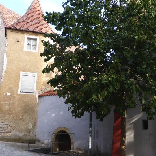 Almenhof, Beim Klingentor