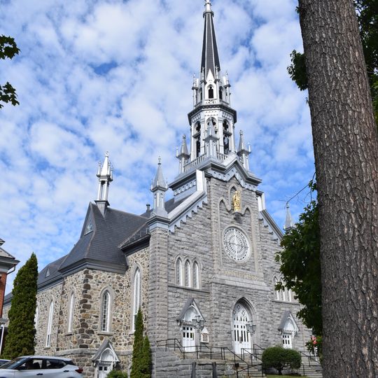 Ensemble institutionnel de Saint-Patrice