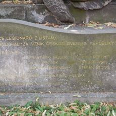 Pomník padlým v Líšťanech u Cítolib