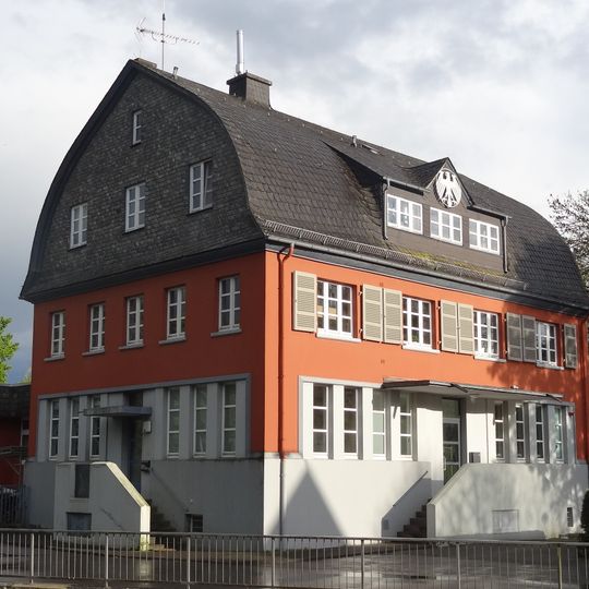 Heinrich-Neeb-Straße 28