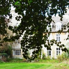 Manor Farmhouse and Former Seahorse Public House