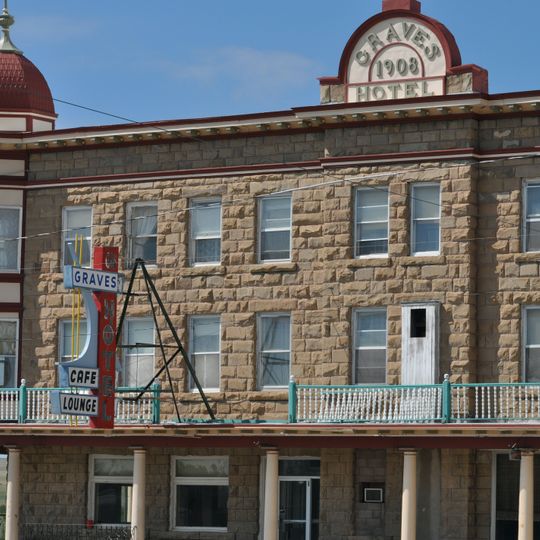 Graves Hotel