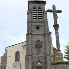 Église Saint-Étienne de Maringues