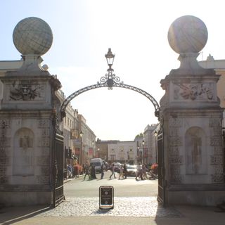 Royal Naval College Gates, Gate Piers And Lodges To West Entrance
