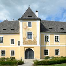 Castle Petzenkirchen