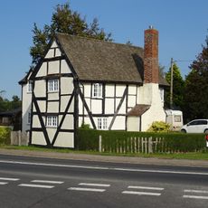Cross Hands Cottage (Opposite Malvern Road Turn)