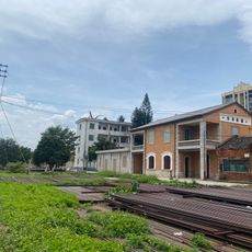 Jijie railway station