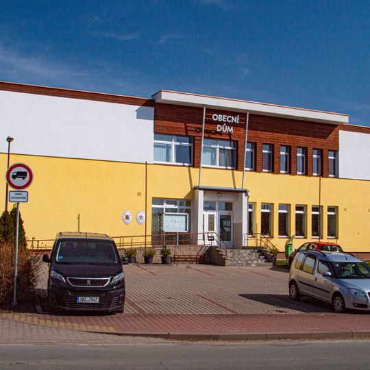 Obecní dům Ostřešany