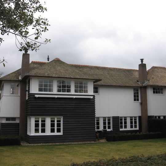 Dubbel woonhuis, deel uitmakend van complex "Dudokhuizen" aan de Godelindeweg