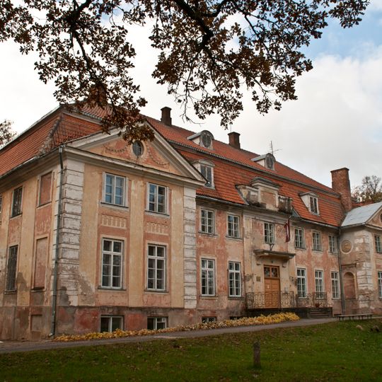 Ozolmuiža Manor