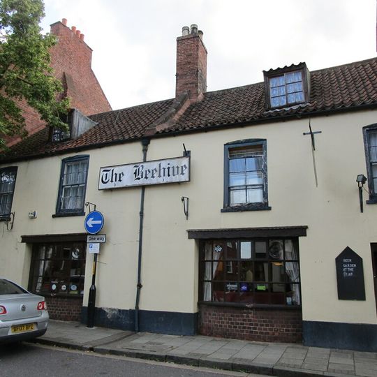 Beehive Inn
