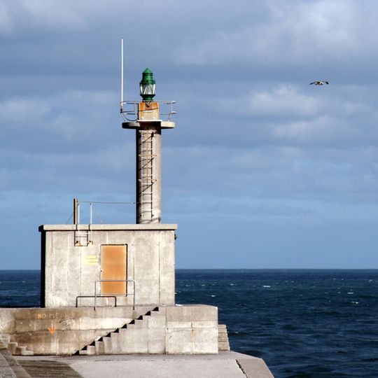 Faro de San Esteban de Pravia