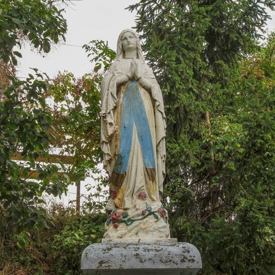 Socha Panny Marie v Pivíně poblíž nádraží
