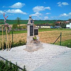 Pomník padlým v Nebřezinách