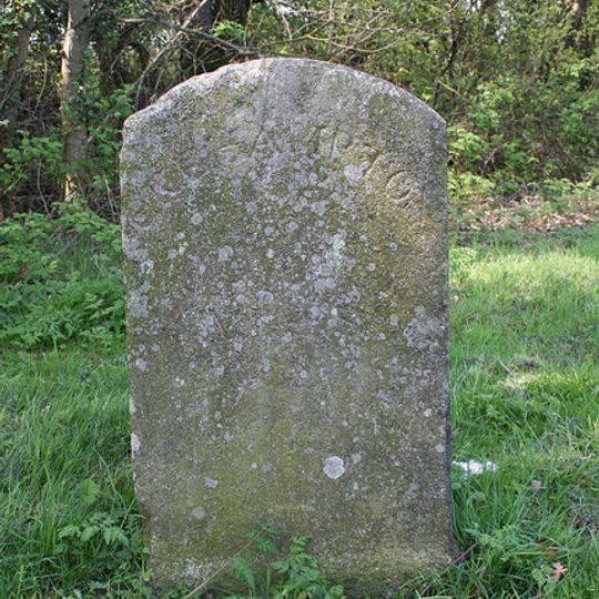 Milestone, W bound carriageway, a mile E of flyover at old Merry Meet juct of A382