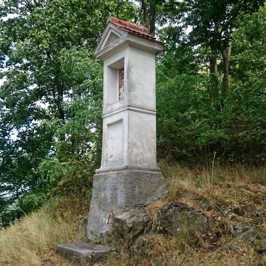 Boží muka na křížové cestě u Mladé Vožice - 6. zastavení