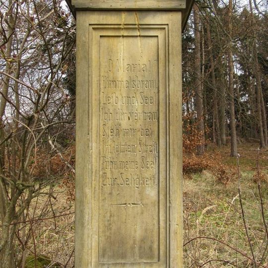 Podstavec v Borušově na rozcestí v polích