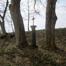 Kříž severně od Myslíva