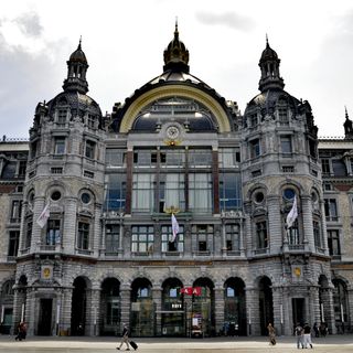 Gare d'Anvers-Central