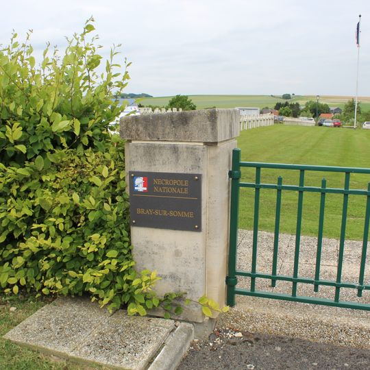 Bray-sur-Somme French National Cemetery