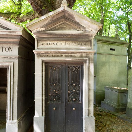 Grave of Sainte-Marie
