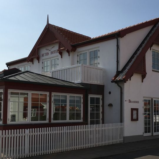 Ruth's Hotel