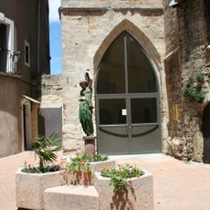 Statue, fountain