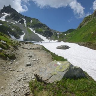 Sentier de grande randonnée Tour du Mont-Blanc