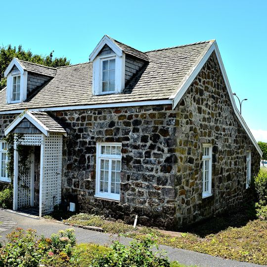 Mt Wellington Stone Cottage