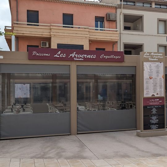 Les ARVERNES Poca