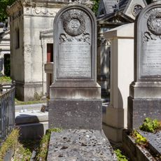 Grave of Chevalier