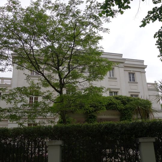 Villa Metz