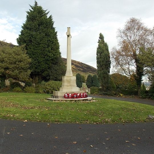 War Memorial in Dan-y-graig Cemetery