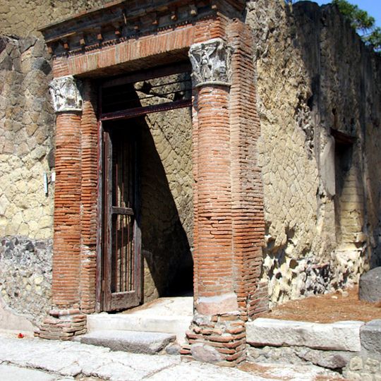 Casa del Gran Portale